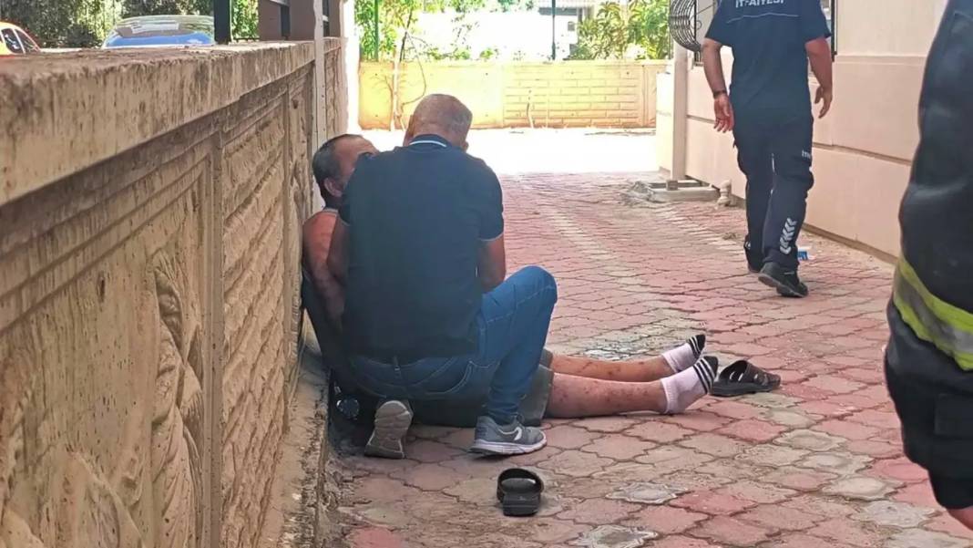 Antalya’da Kendini Yakmak İsteyen Adamı Bakın Kim İkna Etti? 8